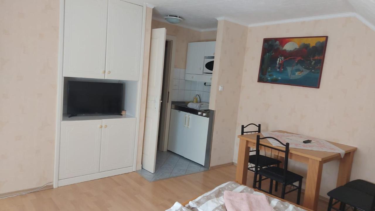 David Apartman Gyula Exterior photo