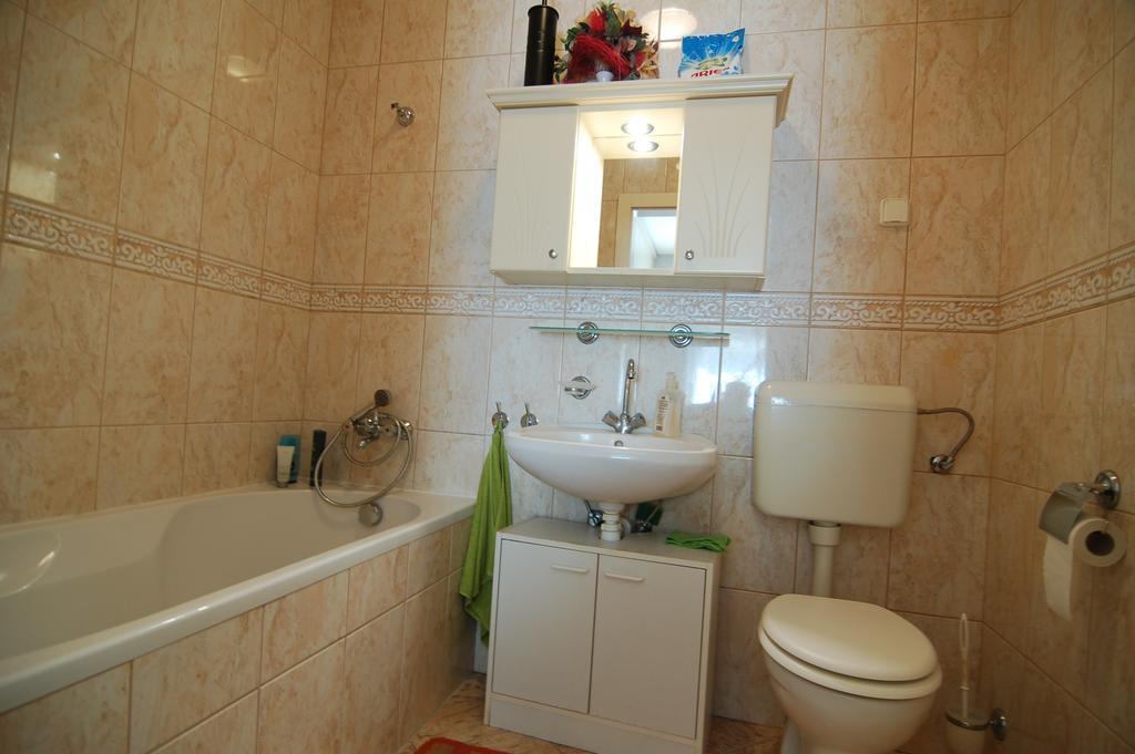 David Apartman Gyula Exterior photo